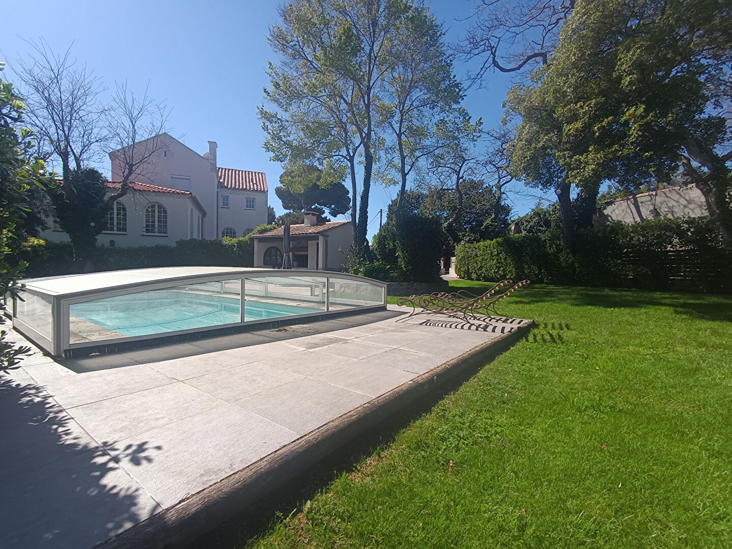 Villa FRONTIGNAN (34110) 6 pièces 220.00 m²