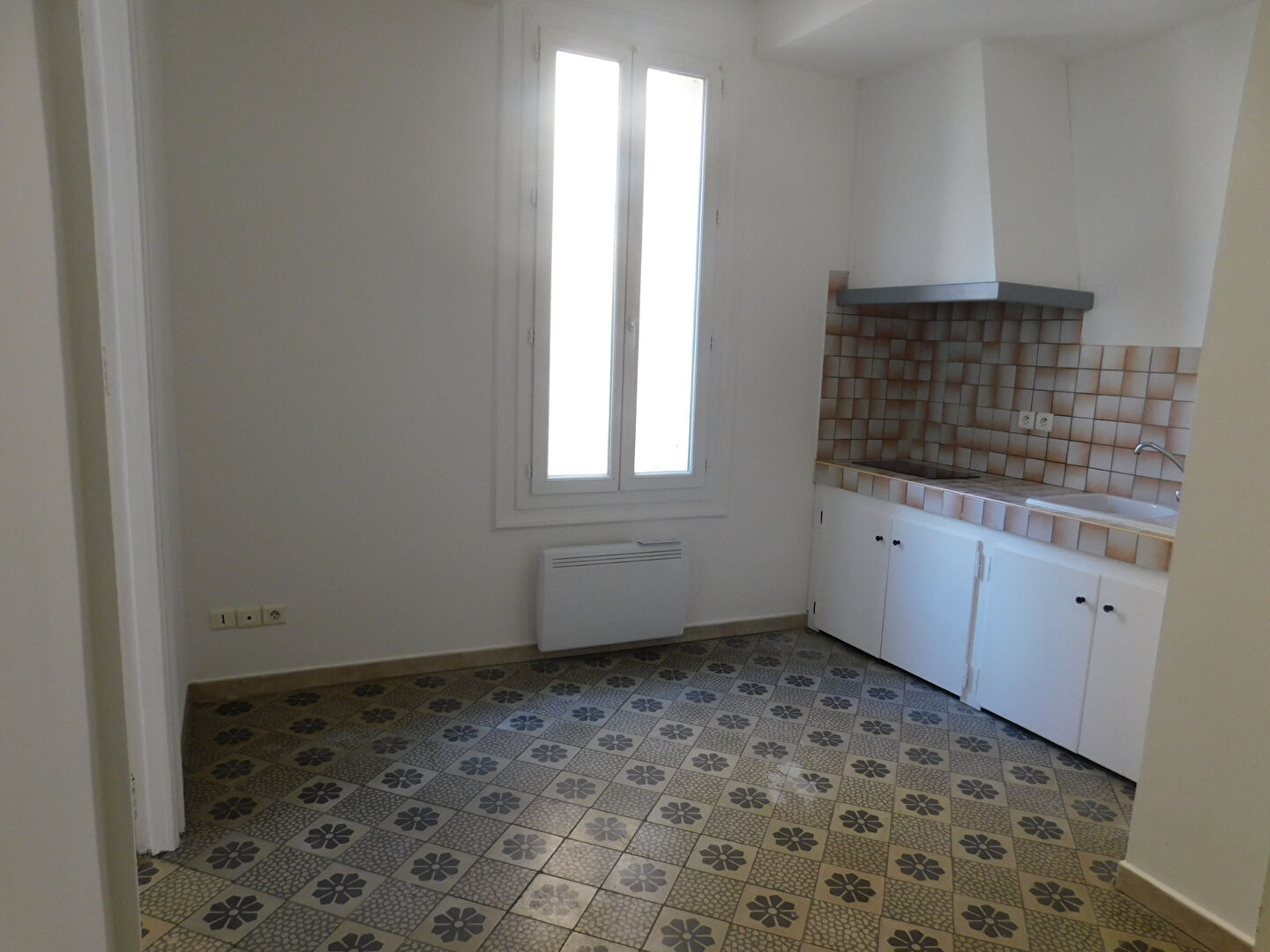 Appartement FRONTIGNAN (34110) 1 pi&egrave;ce 27.27 m&sup2;
