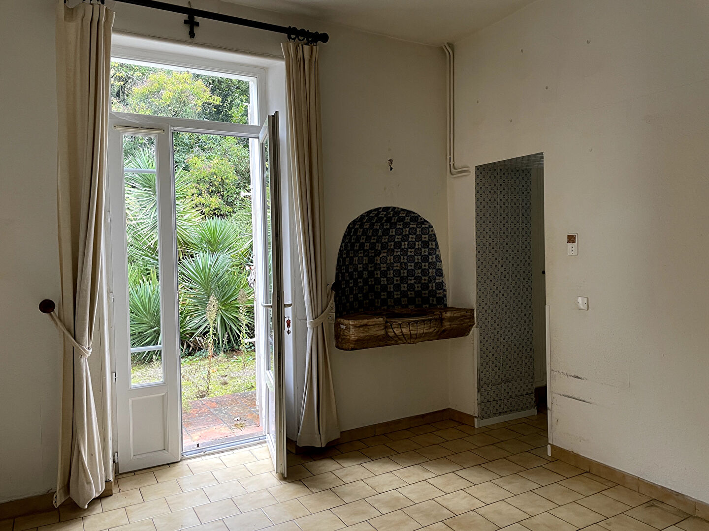 Maison BEDARIEUX (34600) 12 pièces 300.00 m²