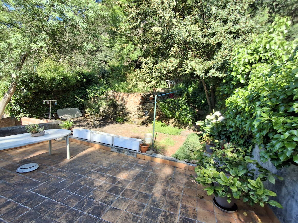 Immeuble LAMALOU LES BAINS (34240) 200.00 m²