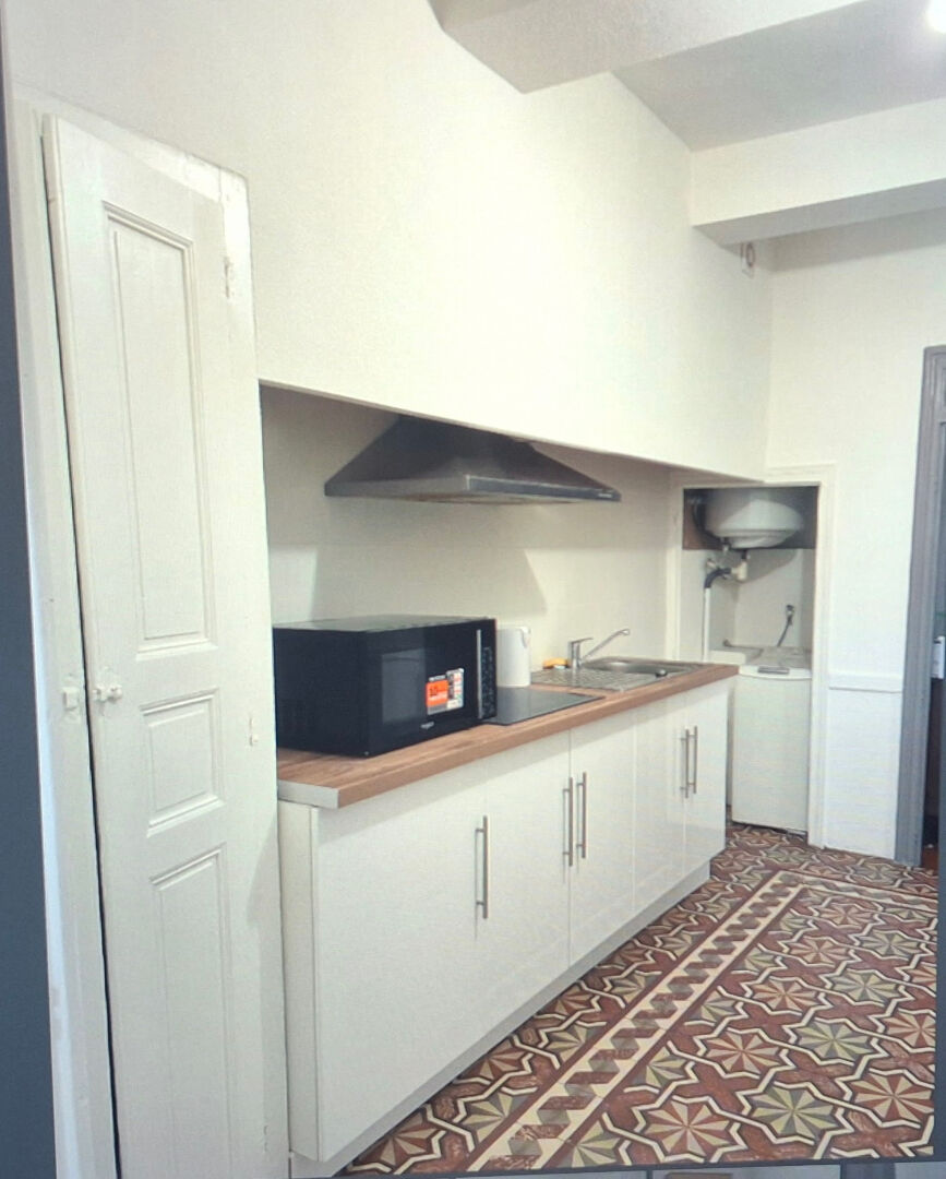 Immeuble BEDARIEUX (34600) 141.00 m&sup2;