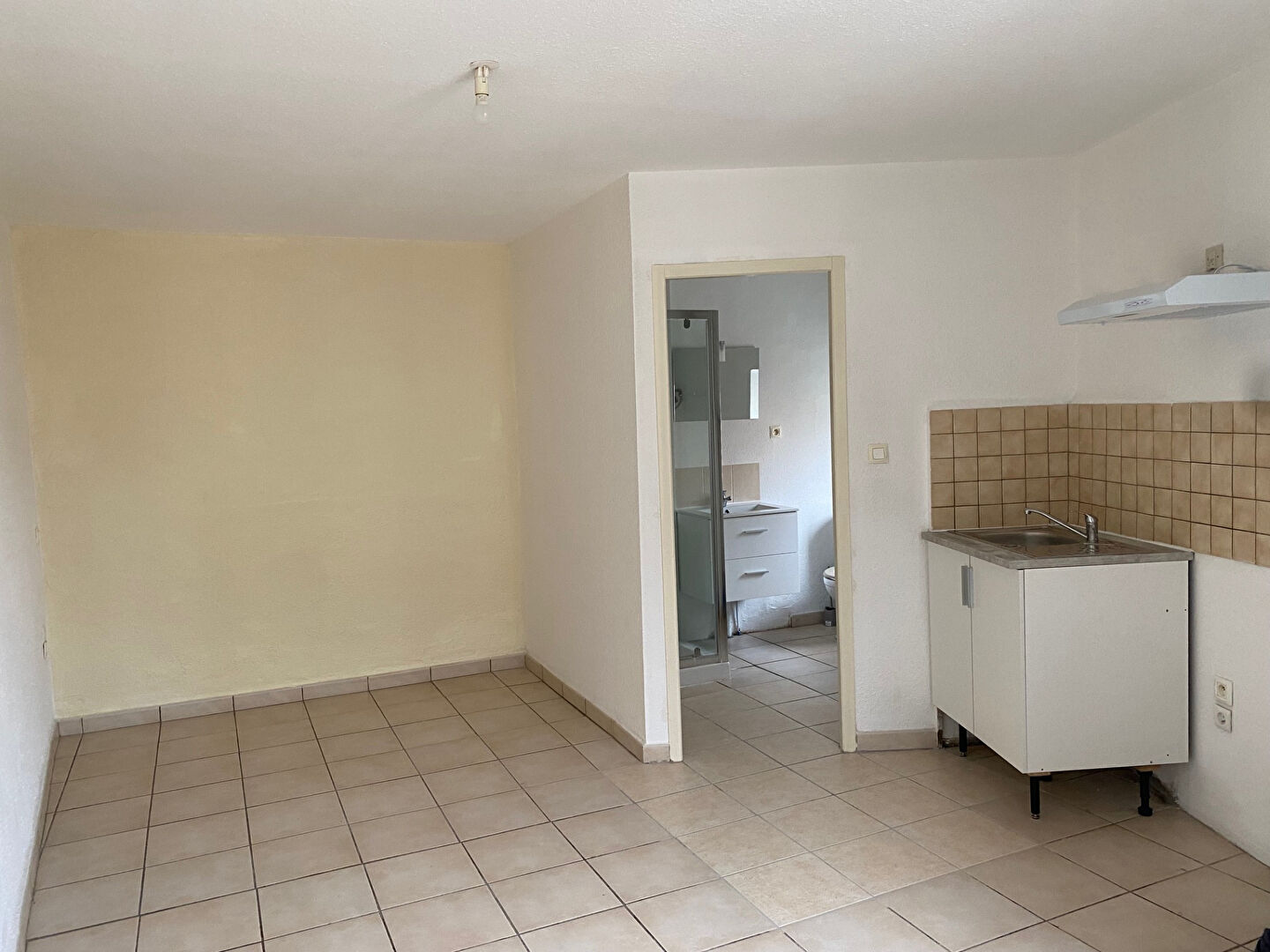 Appartement BEDARIEUX (34600) 1 pi&egrave;ce 17.80 m&sup2;