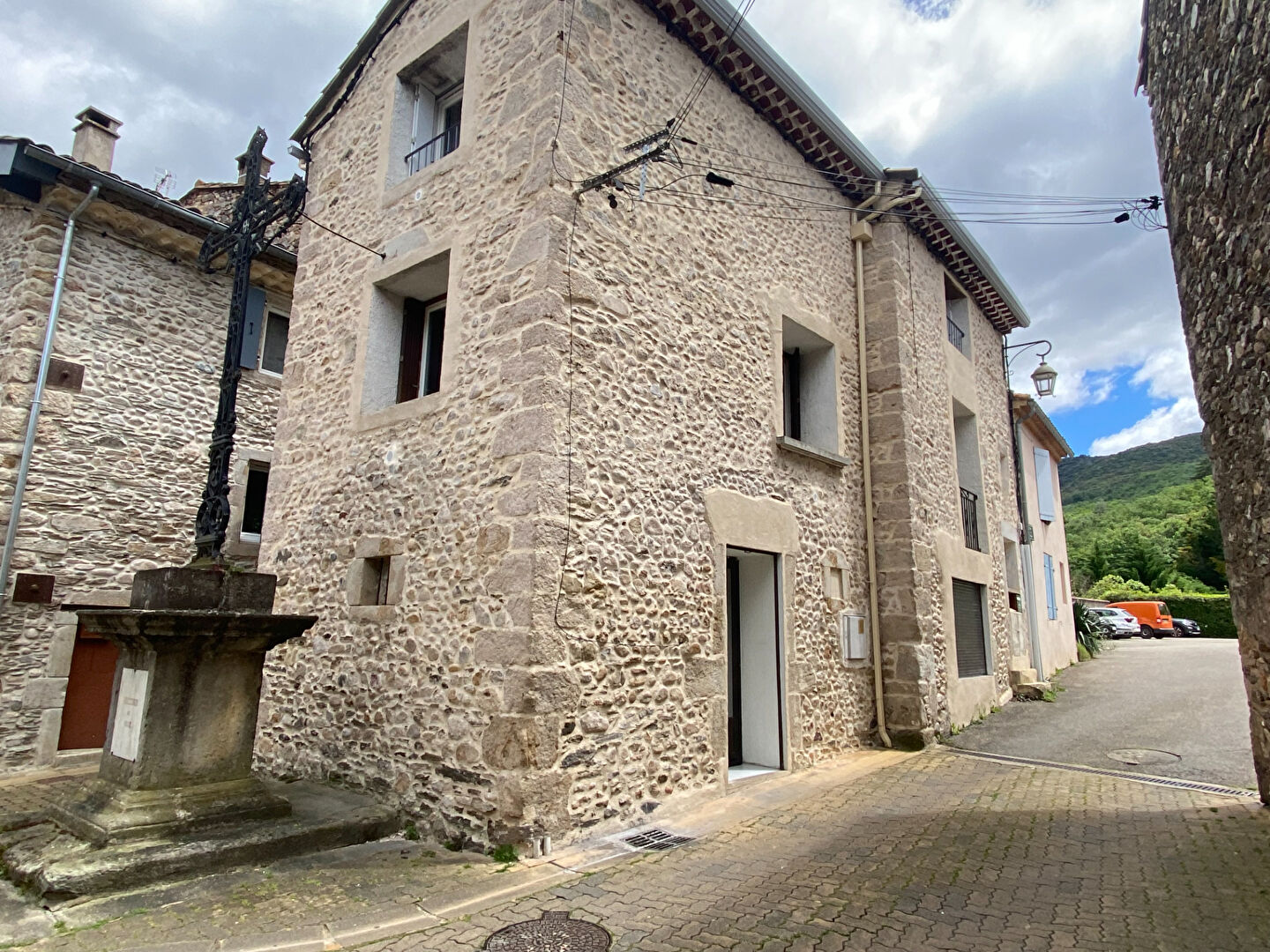 Maison LES AIRES (34600) 94.00 m²
