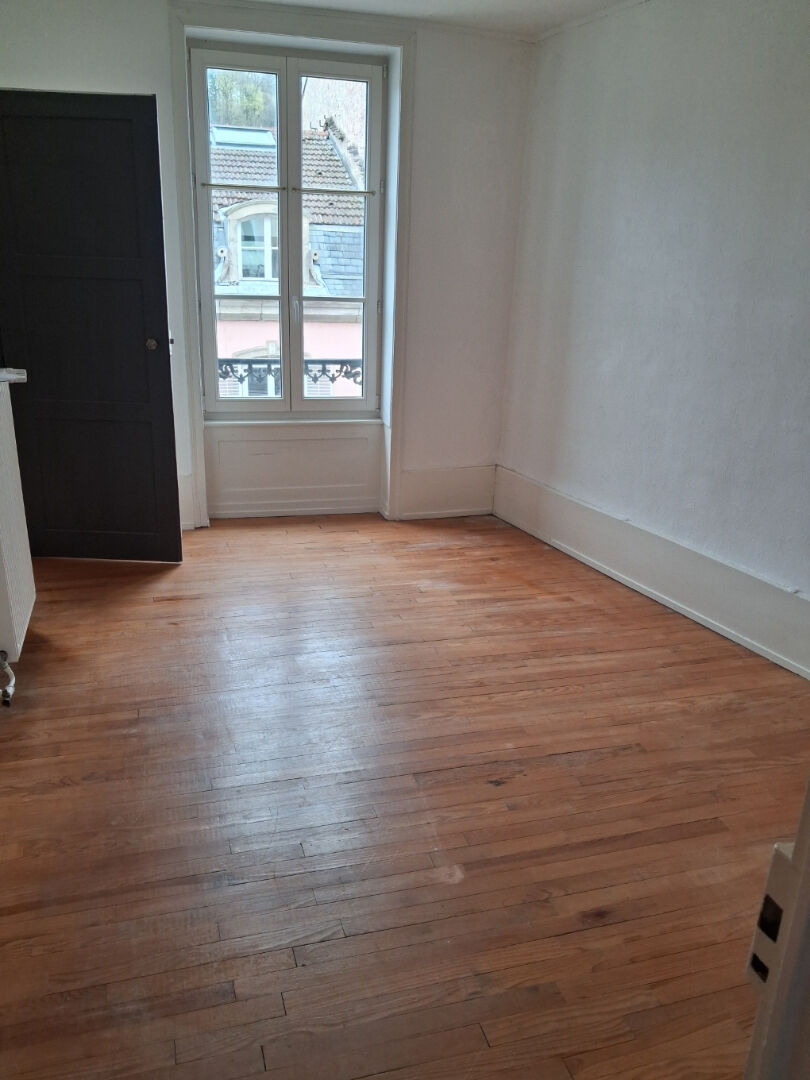 Appartement EPINAL (88000) 5 pi&egrave;ces 130.00 m&sup2;