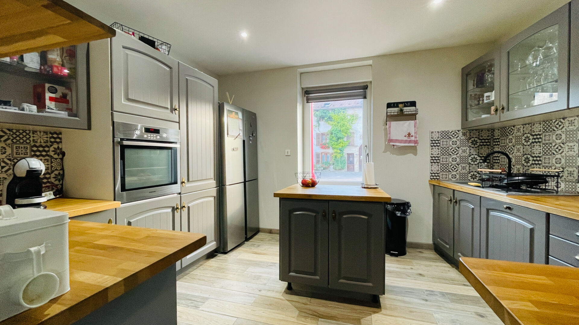 Maison DOGNEVILLE (88000) 6 pi&egrave;ces 200.00 m&sup2;