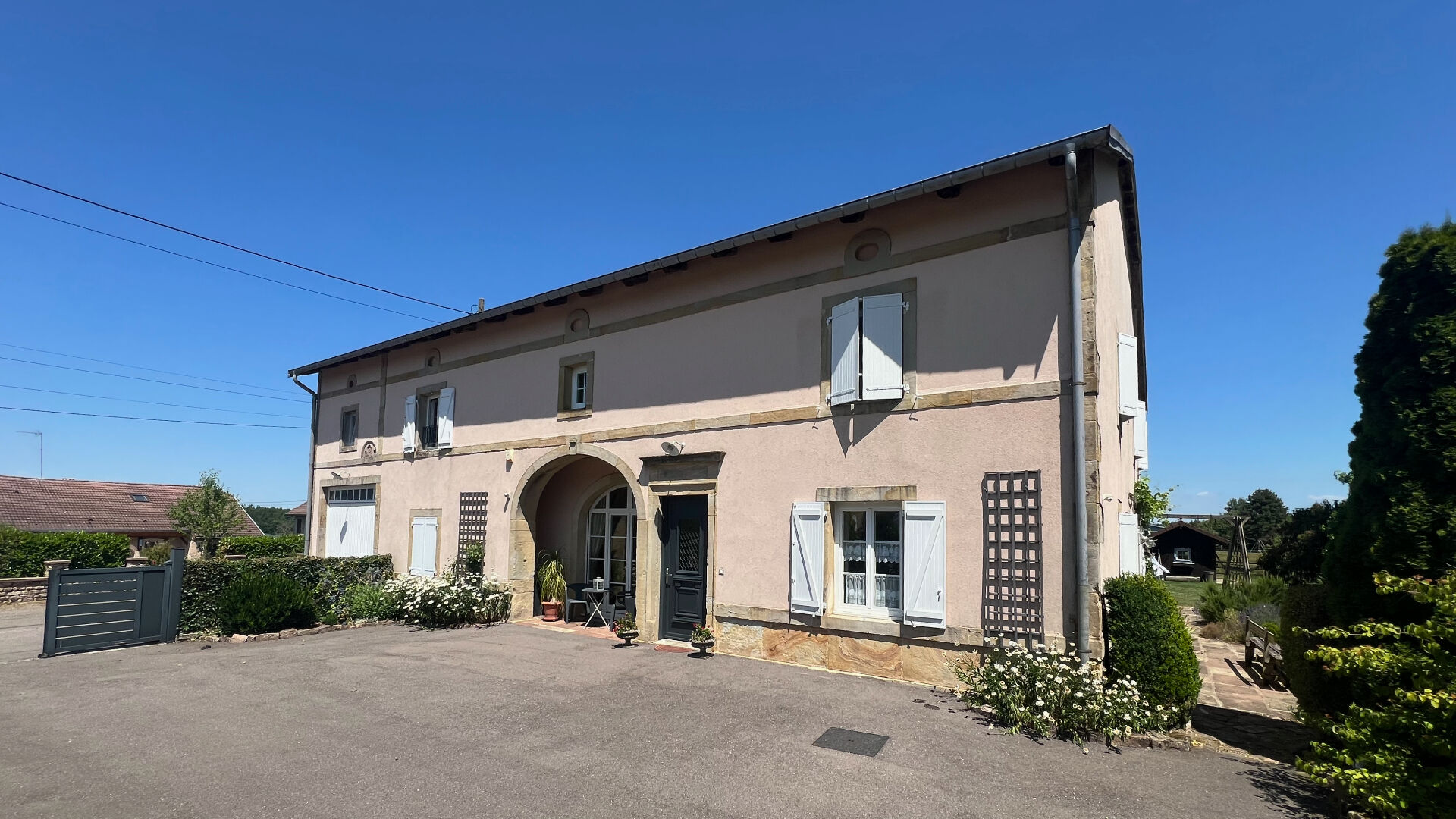 Maison AYDOILLES (88600) 12 pièces 360.00 m²
