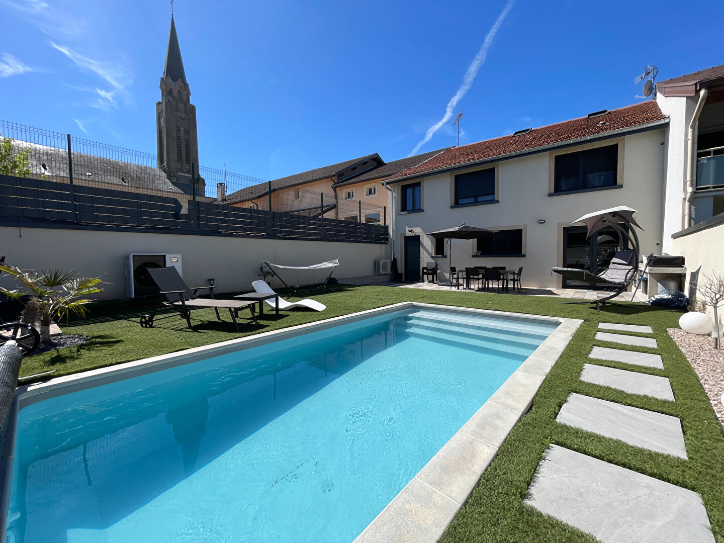 Maison dogneville (88000) 6 pi&egrave;ces 220.00 m&sup2;