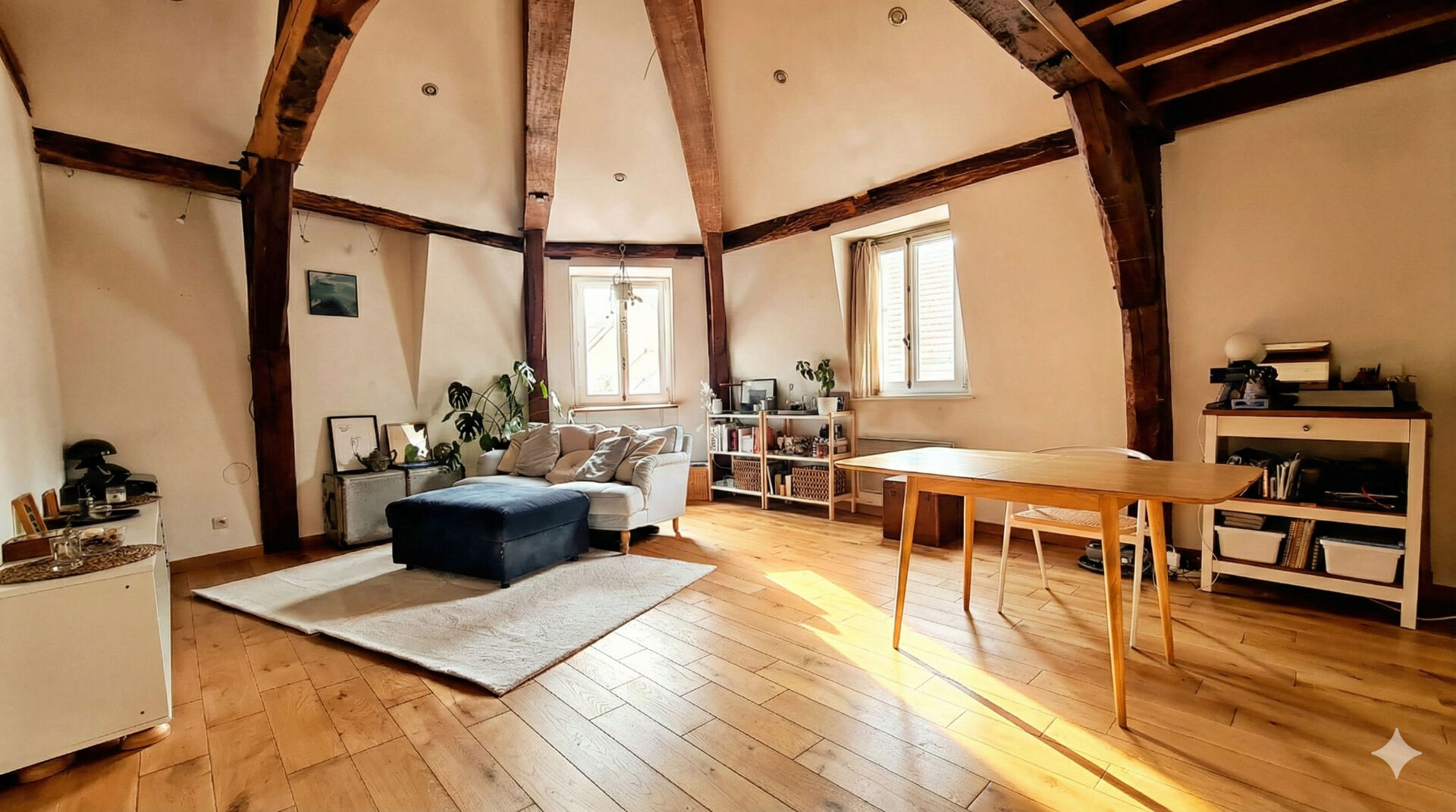 Pontoise (95) Exclusif 225 000 € Appartement 3 pièces , 2 chambres 60.00 m² Voir le bien