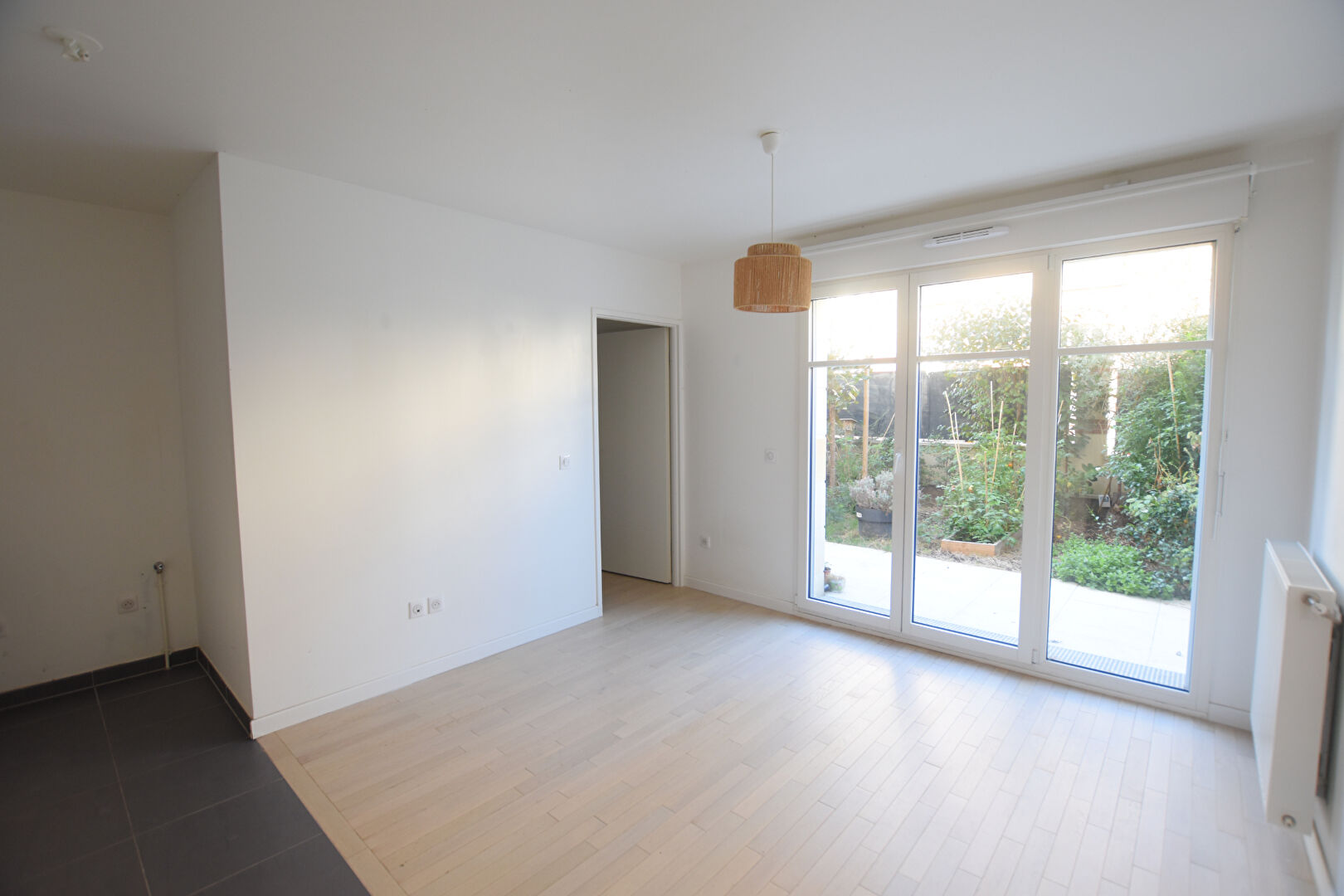 Appartement LA GARENNE COLOMBES (92250) 1 pièce 34.33 m²