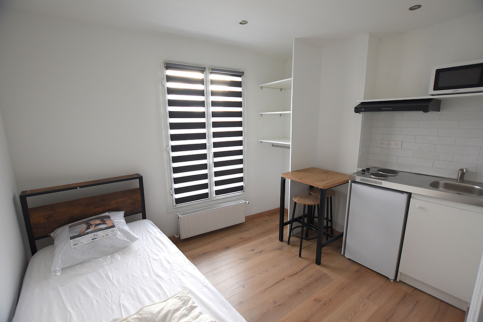 Appartement PONTOISE (95300) 1 pièce 12.58 m²