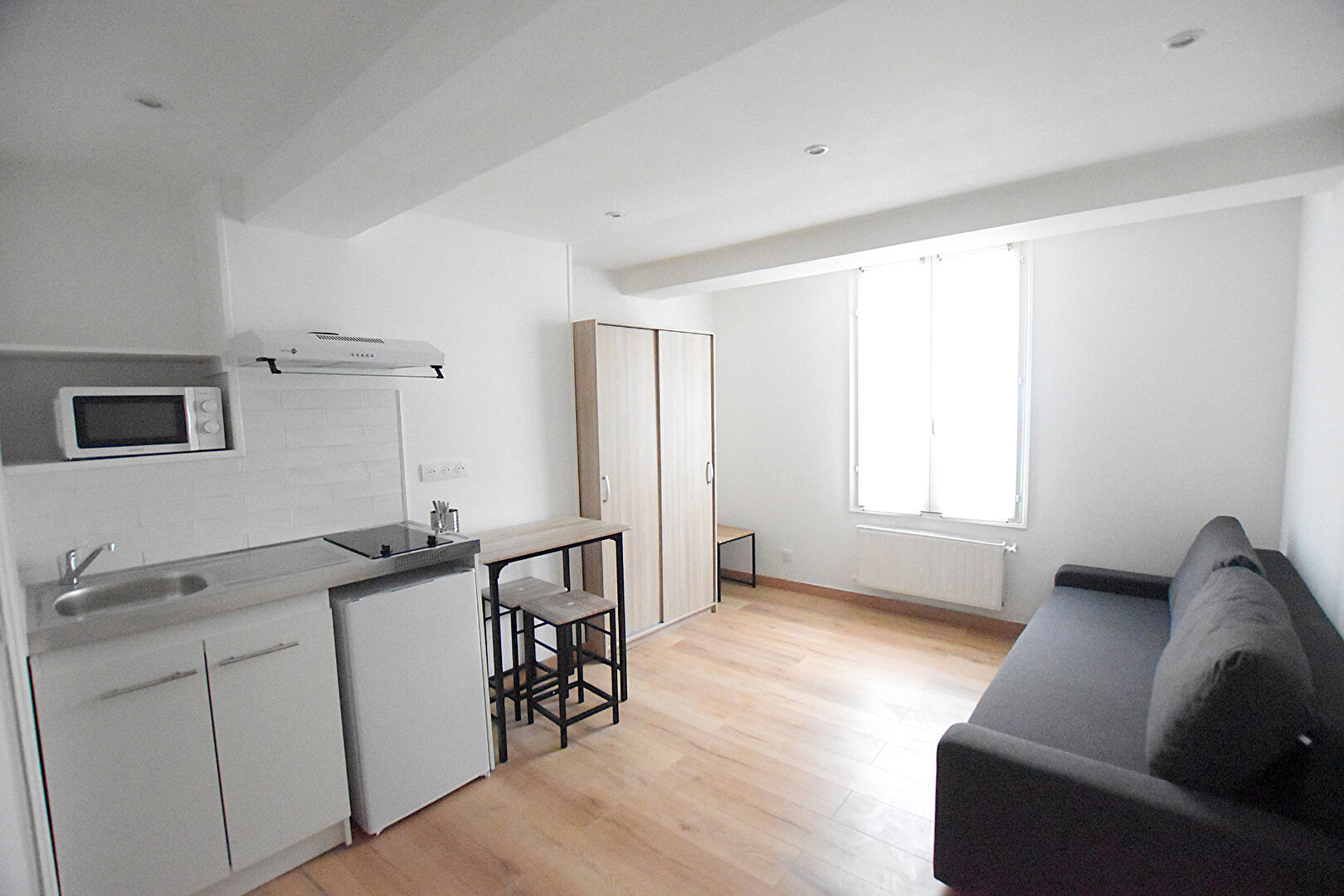 Appartement PONTOISE (95300) 1 pièce 17.49 m²