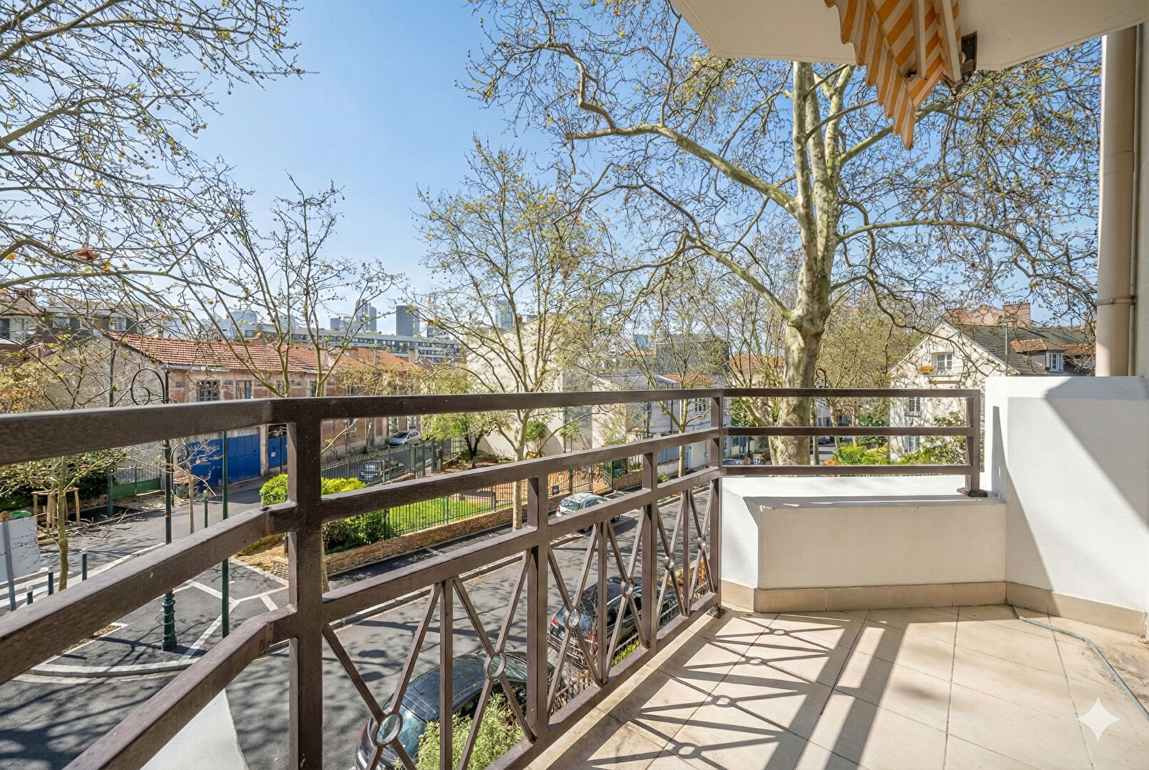 Appartement LA GARENNE COLOMBES (92250) 3 pi&egrave;ces 60.00 m&sup2;