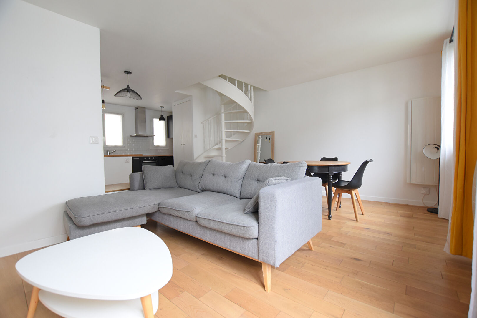 Appartement COURBEVOIE (92400) 3 pi&egrave;ces 53.60 m&sup2;