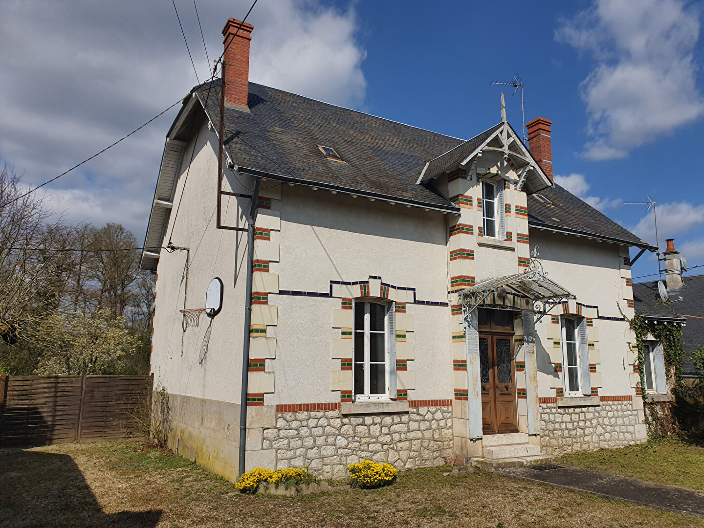 Maison CHABRIS (36210) 4 pi&egrave;ces 100.00 m&sup2;