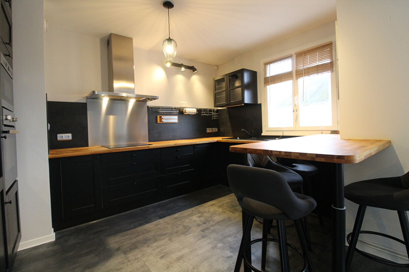 Maison SAINT GERVAIS LA FORET (41350) 7 pièces 147.00 m²