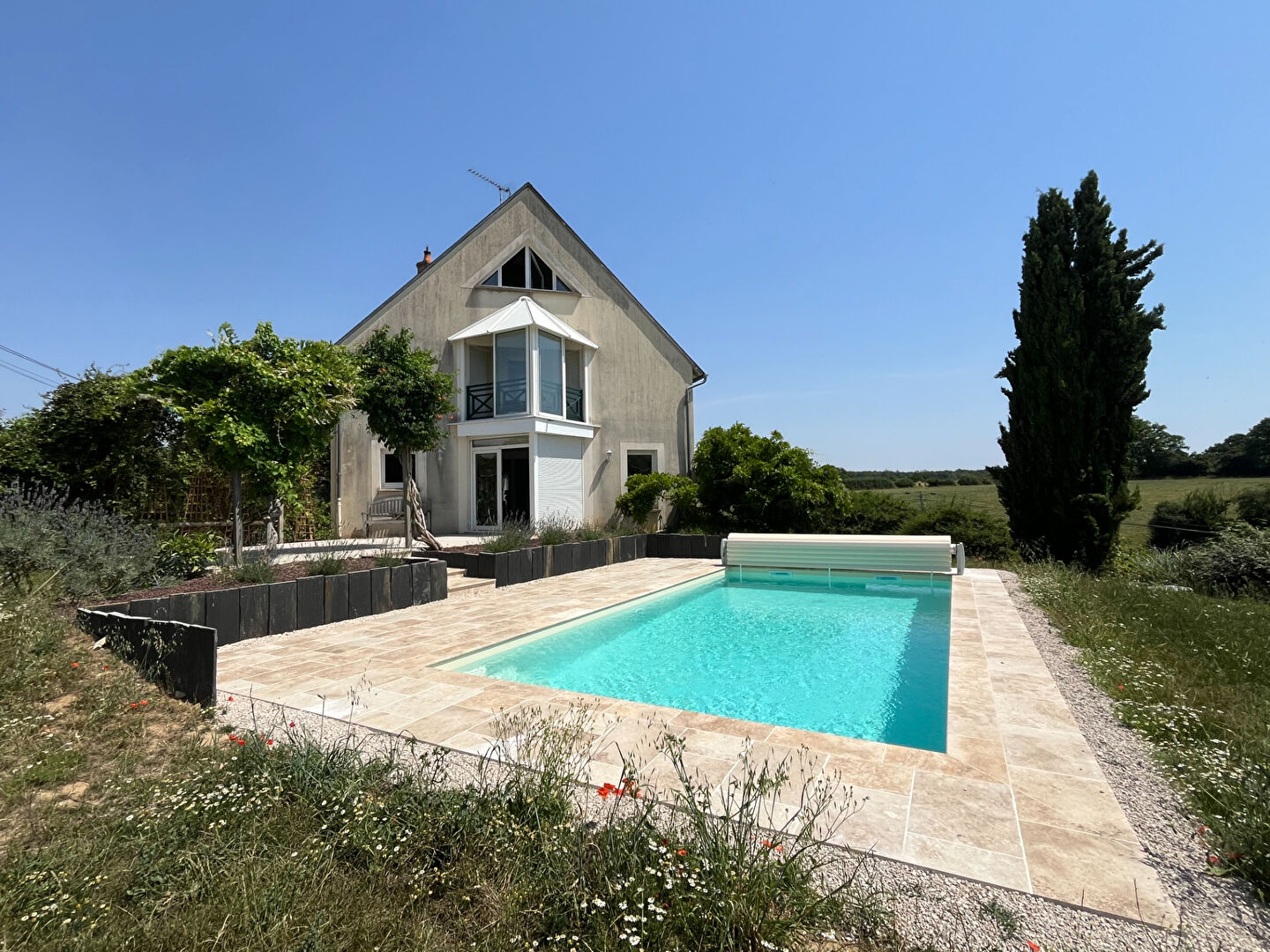 Maison LUNAY (41360) 6 pièces 217.00 m²
