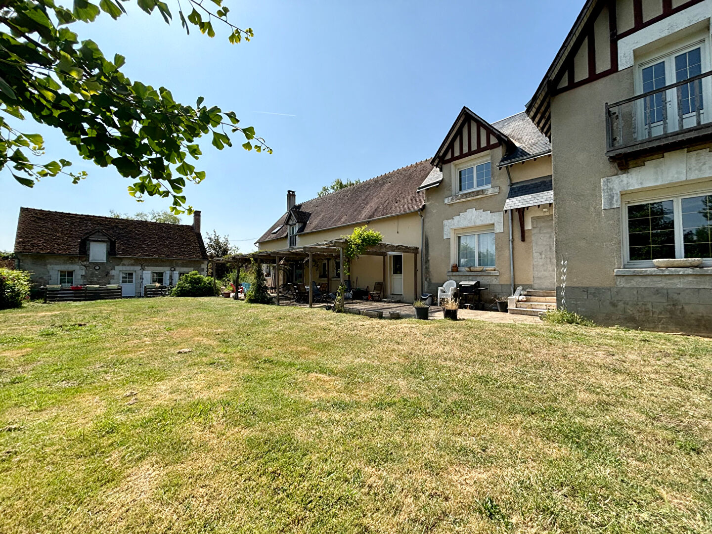 Maison LE CONTROIS EN SOLOGNE (41700) 9 pièces 249.75 m²