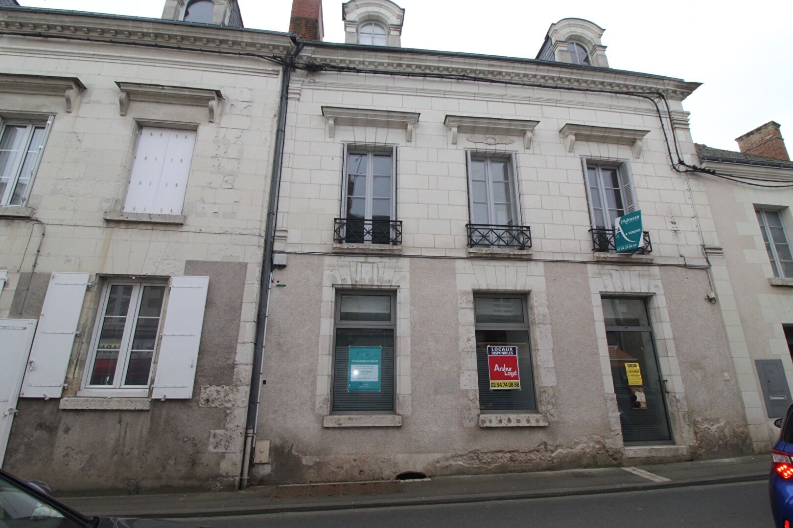 Local commercial ONZAIN (41150) 305.00 m²