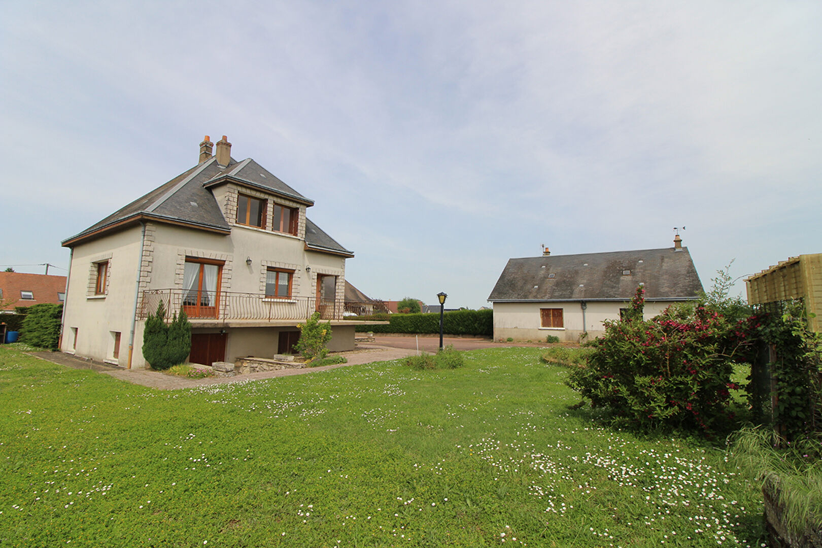 Maison VINEUIL (41350) 6 pièces 130.00 m²