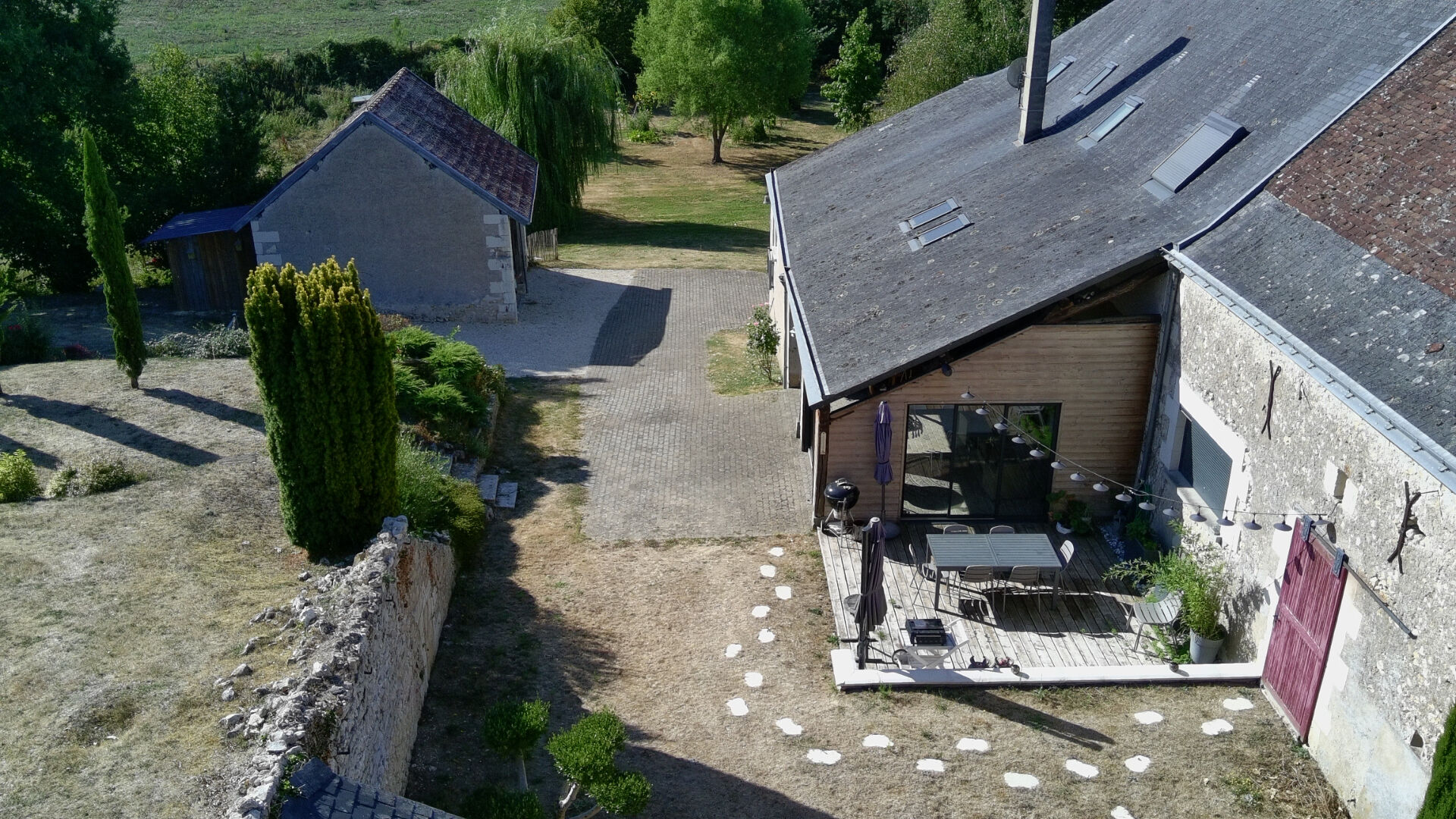 Maison CIVRAY DE TOURAINE (37150) 7 pi&egrave;ces 205.27 m&sup2;
