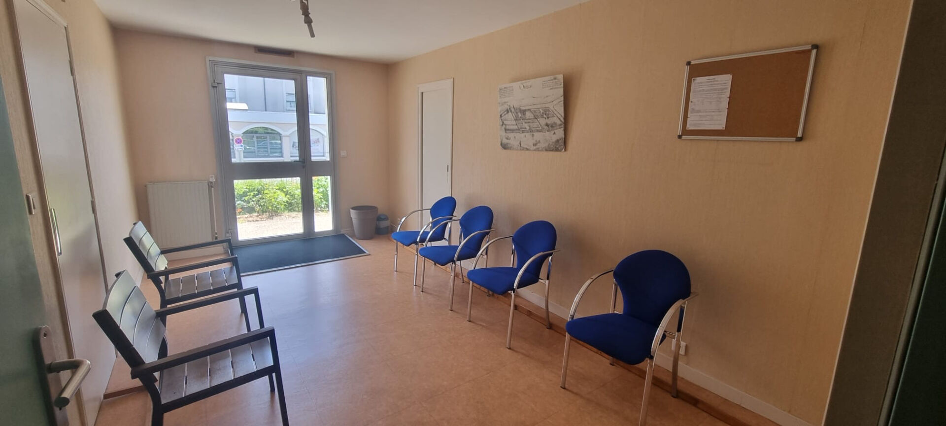 Local d'activité BLOIS (41000) 100.56 m²