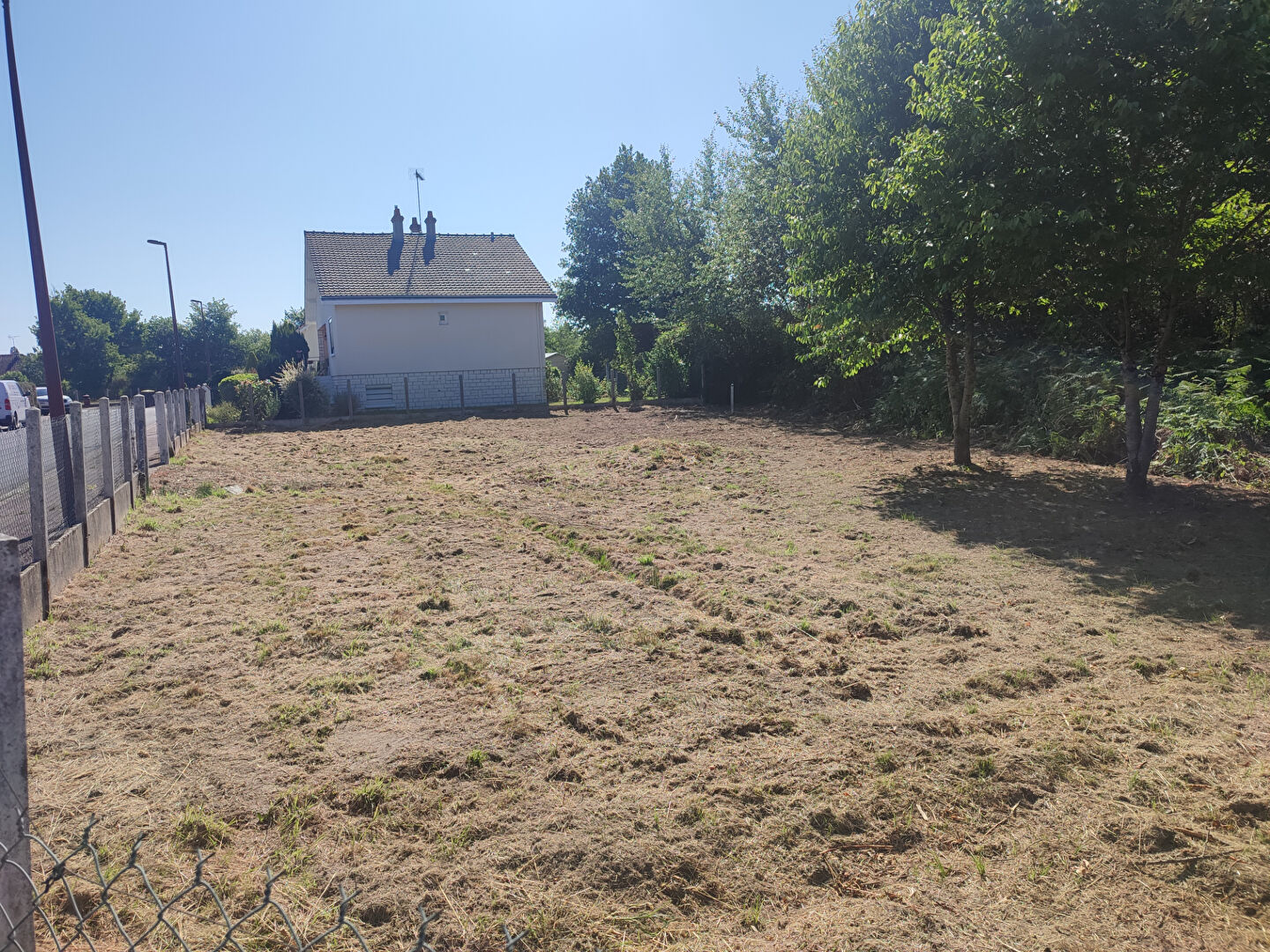 Terrain NOUAN LE FUZELIER (41600) 592.00 m²