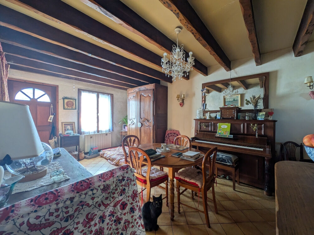 Maison VEUZAIN SUR LOIRE (41150) 3 pièces 90.00 m²