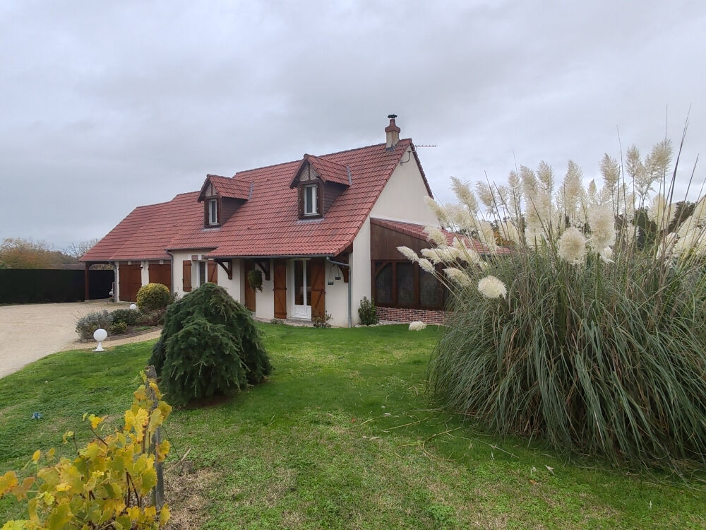 Maison VALAIRE (41120) 4 pièces 130.00 m²