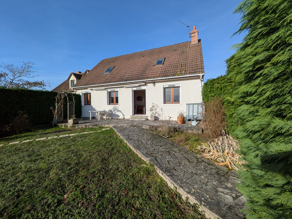 Maison VEUZAIN SUR LOIRE (41150) 6 pièces 129.00 m²