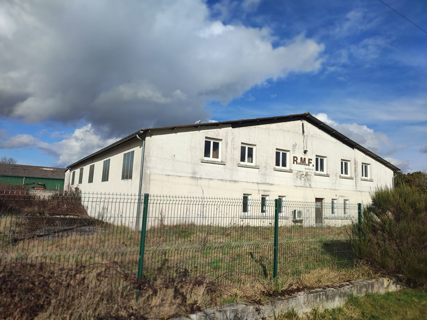 Entrepôt / Local industriel NOUAN LE FUZELIER (41600) 9 pièces 660.00 m²