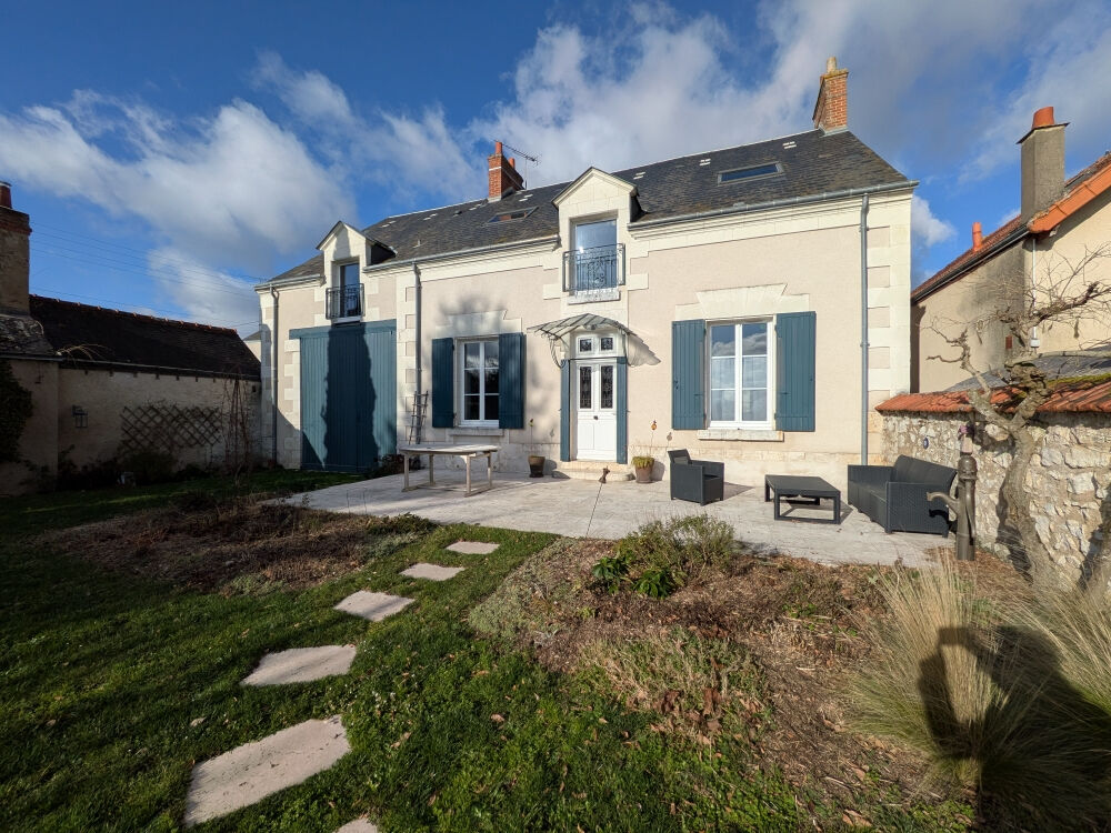 Maison VEUZAIN SUR LOIRE (41150) 7 pi&egrave;ces 180.00 m&sup2;