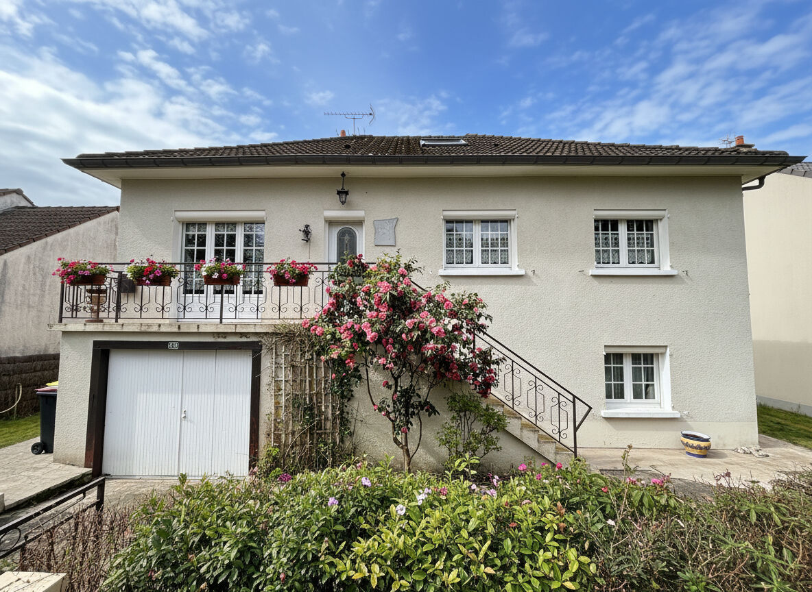 Maison NOUAN LE FUZELIER (41600) 7 pi&egrave;ces 118.00 m&sup2;