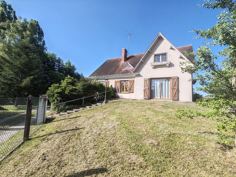 Maison CHAILLES (41120) 6 pi&egrave;ces 205.00 m&sup2;