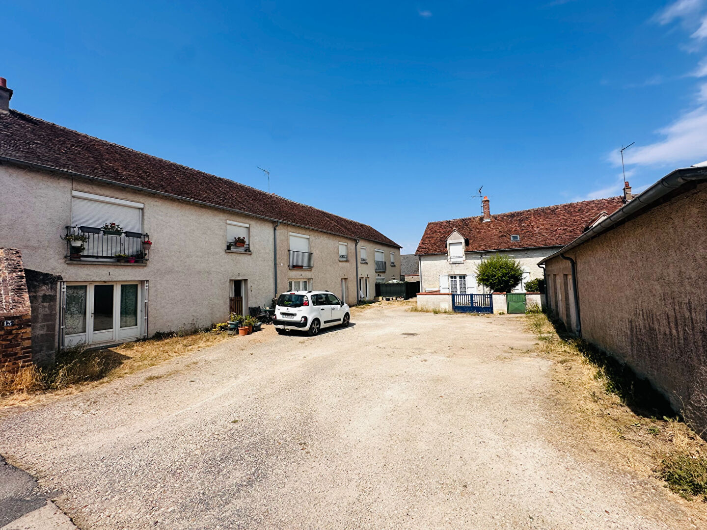 Maison saint DENIS SUR LOIRE (41000) 21 pi&egrave;ces 492.00 m&sup2;