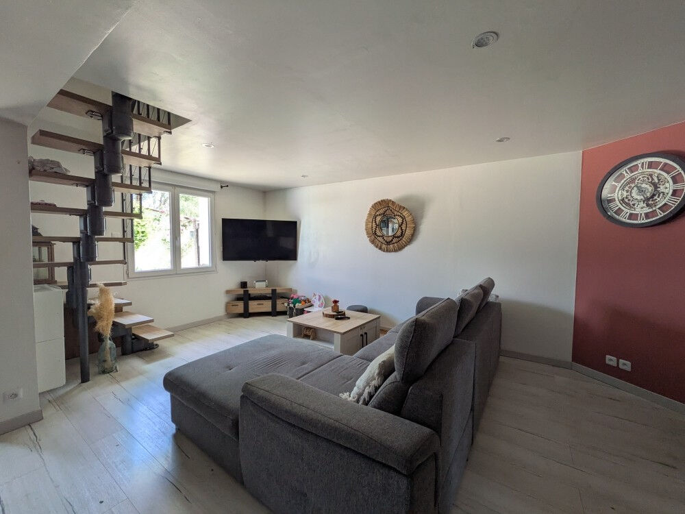 Maison VEUZAIN SUR LOIRE (41150) 3 pi&egrave;ces 80.00 m&sup2;