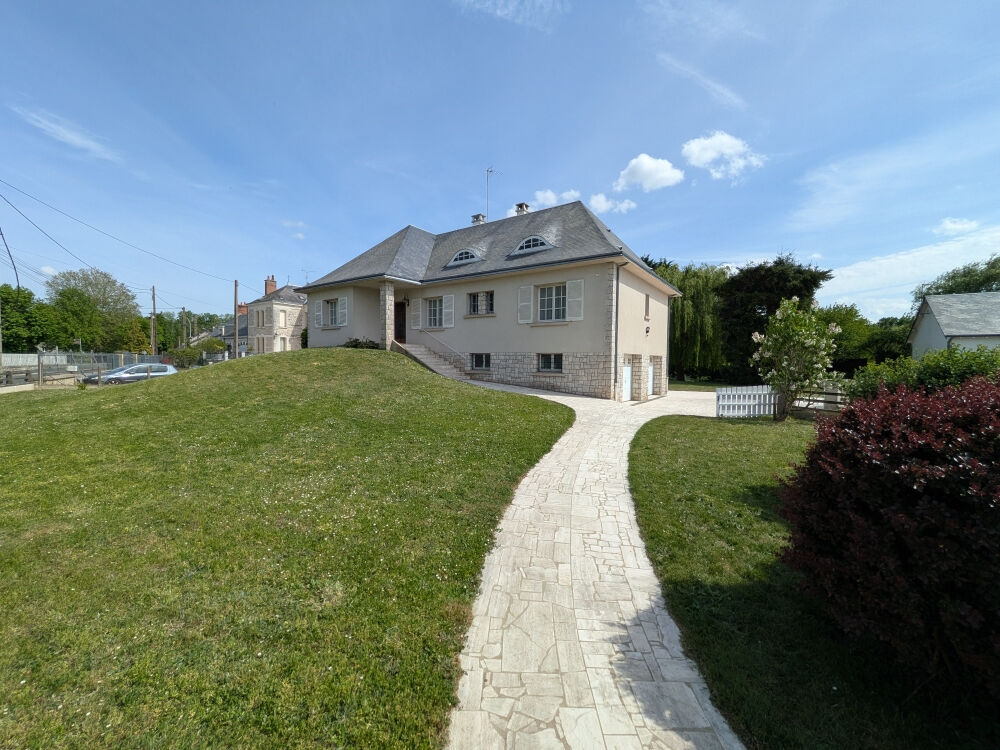 Maison VEUZAIN SUR LOIRE (41150) 6 pi&egrave;ces 160.00 m&sup2;