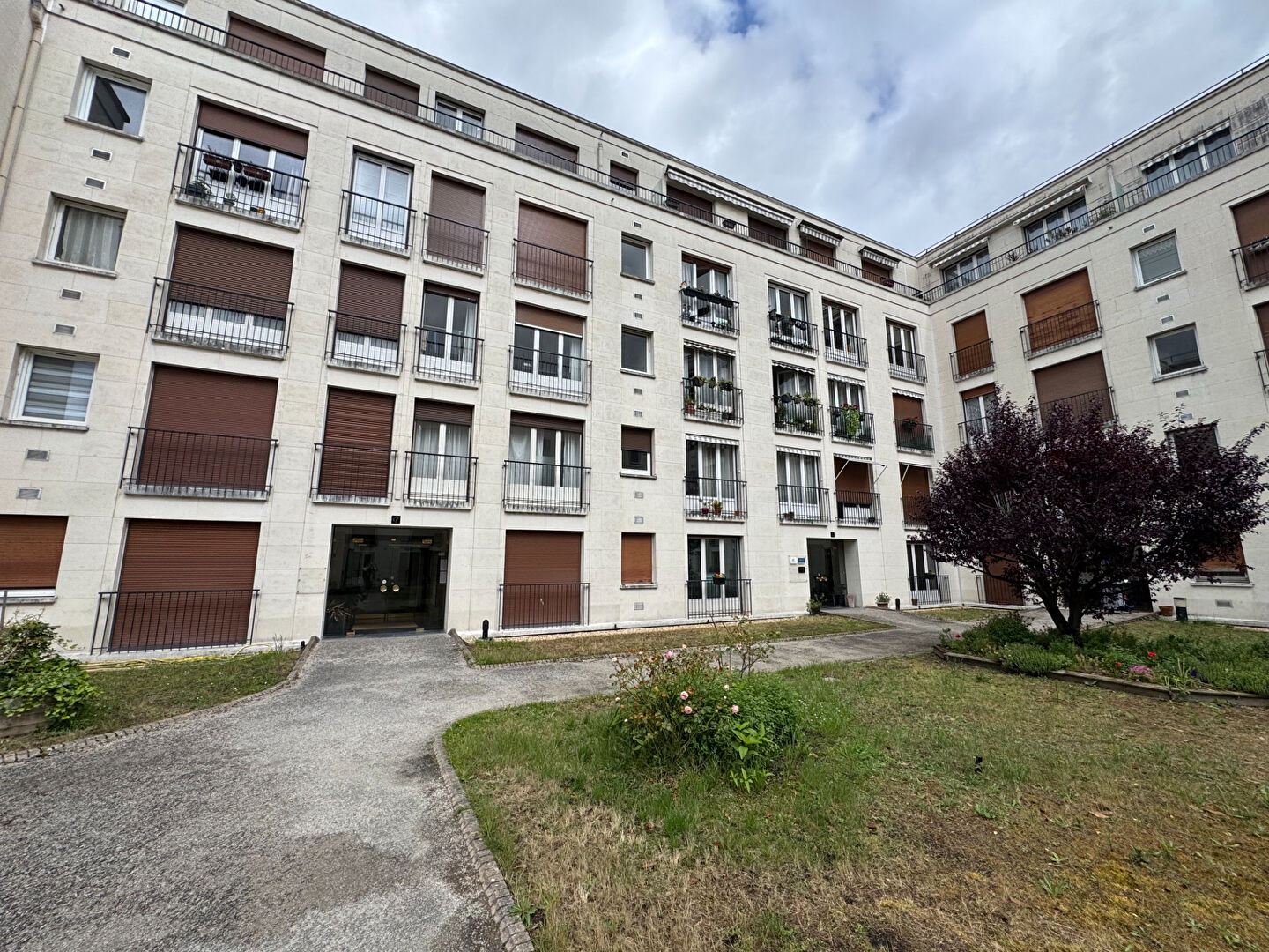 Bureaux BLOIS (41000) 3 pi&egrave;ces 73.00 m&sup2;