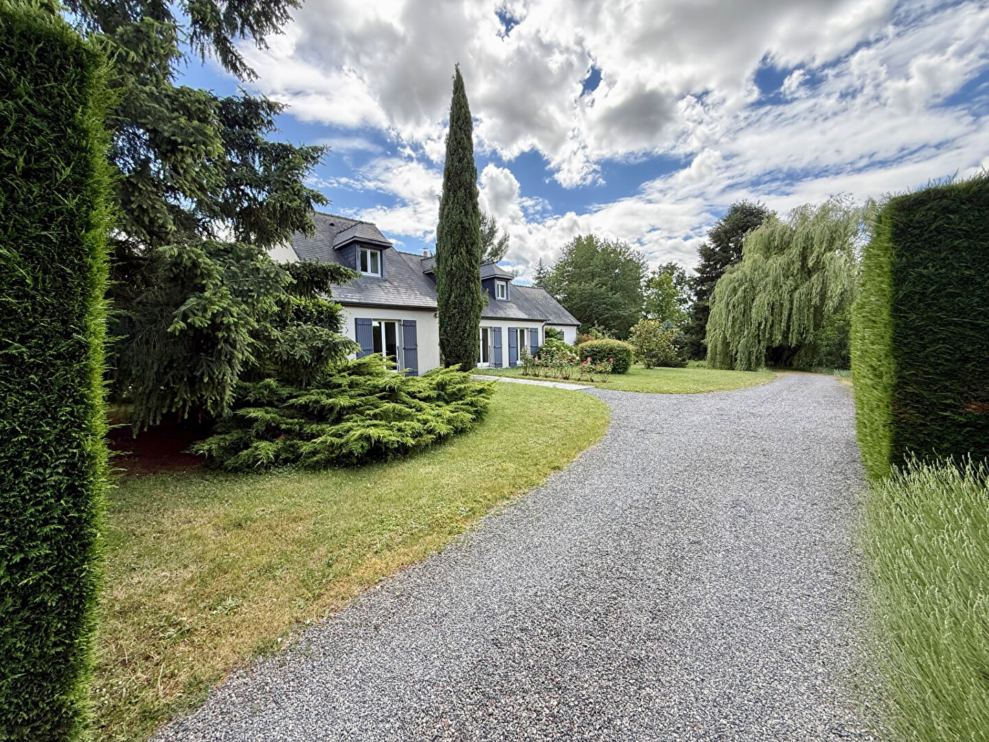 Maison FRANCUEIL (37150) 5 pi&egrave;ces 158.00 m&sup2;