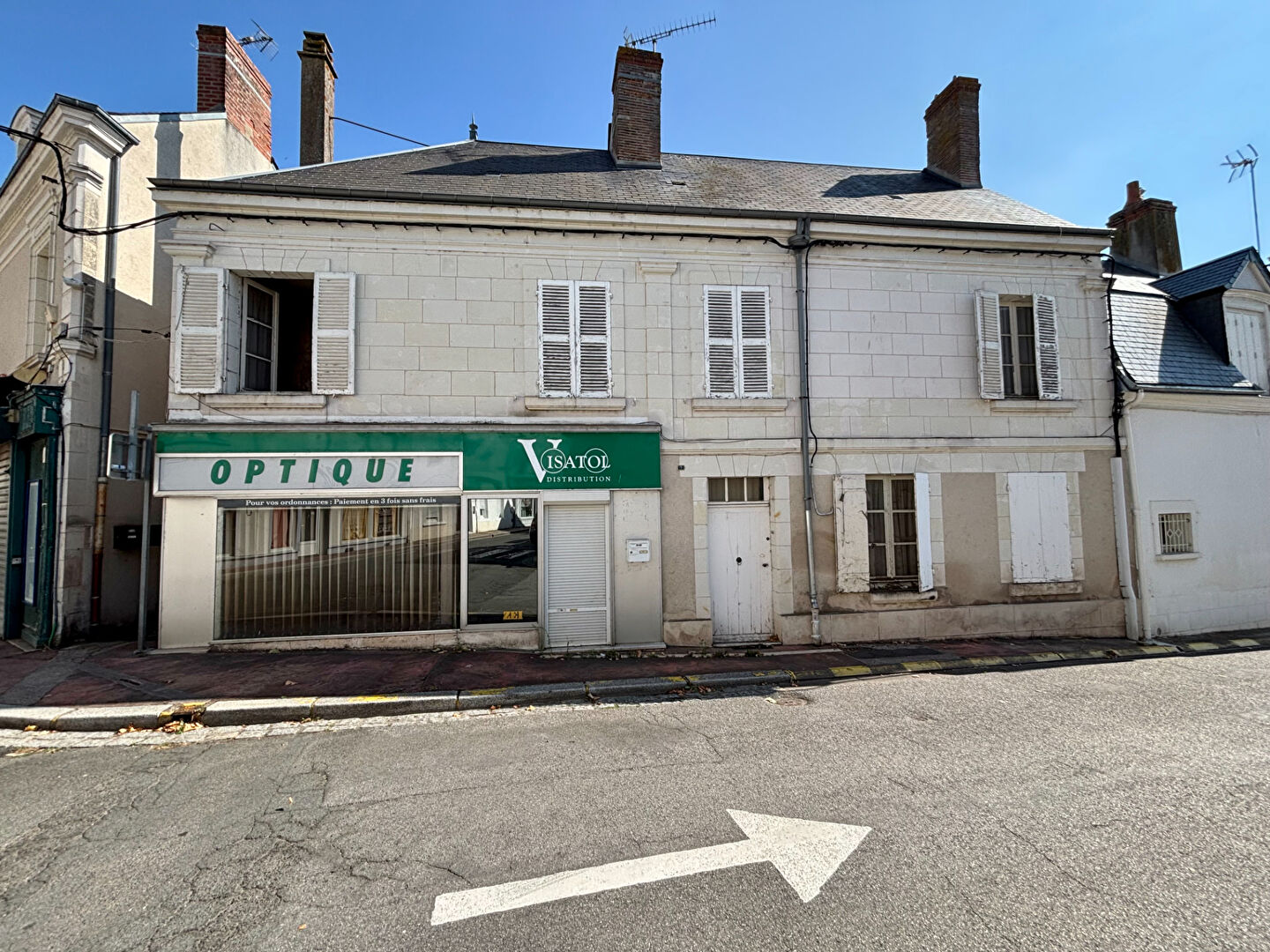 Immeuble SELLES SUR CHER (41130) 8 pi&egrave;ces 250.00 m&sup2;