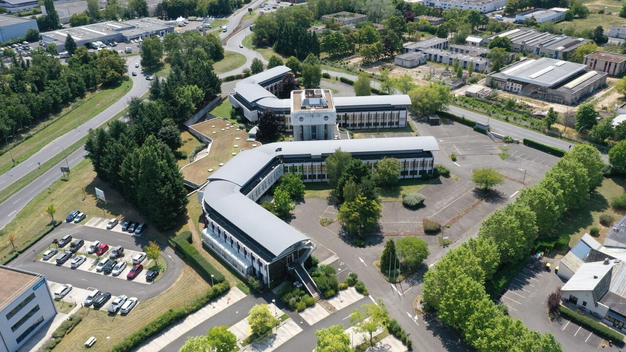 Local commercial BLOIS (41000) 281.95 m&sup2;