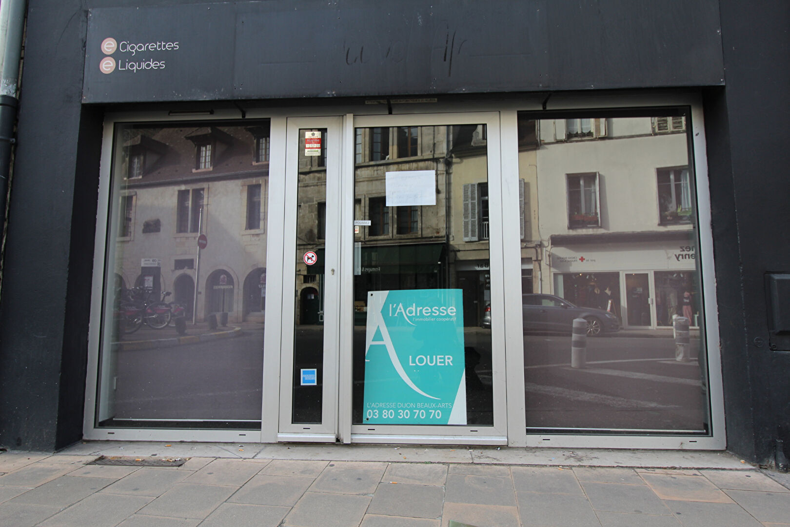 Local commercial Dijon (21000) 41.24 m&sup2;