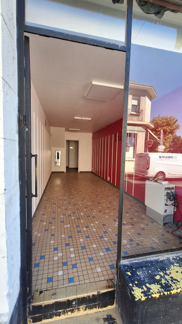 Local commercial MONTRICHARD VAL DE CHER (41400) 25.80 m&sup2;