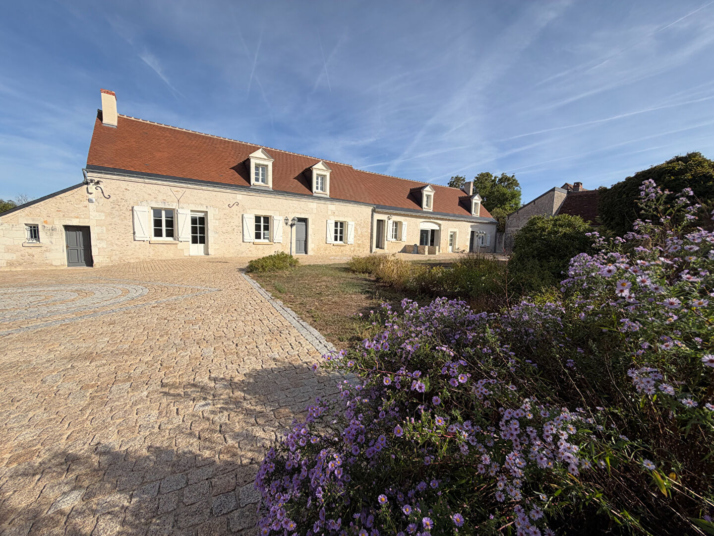 Long&egrave;re CIGOGNE (37310) 9 pi&egrave;ces 400.00 m&sup2;