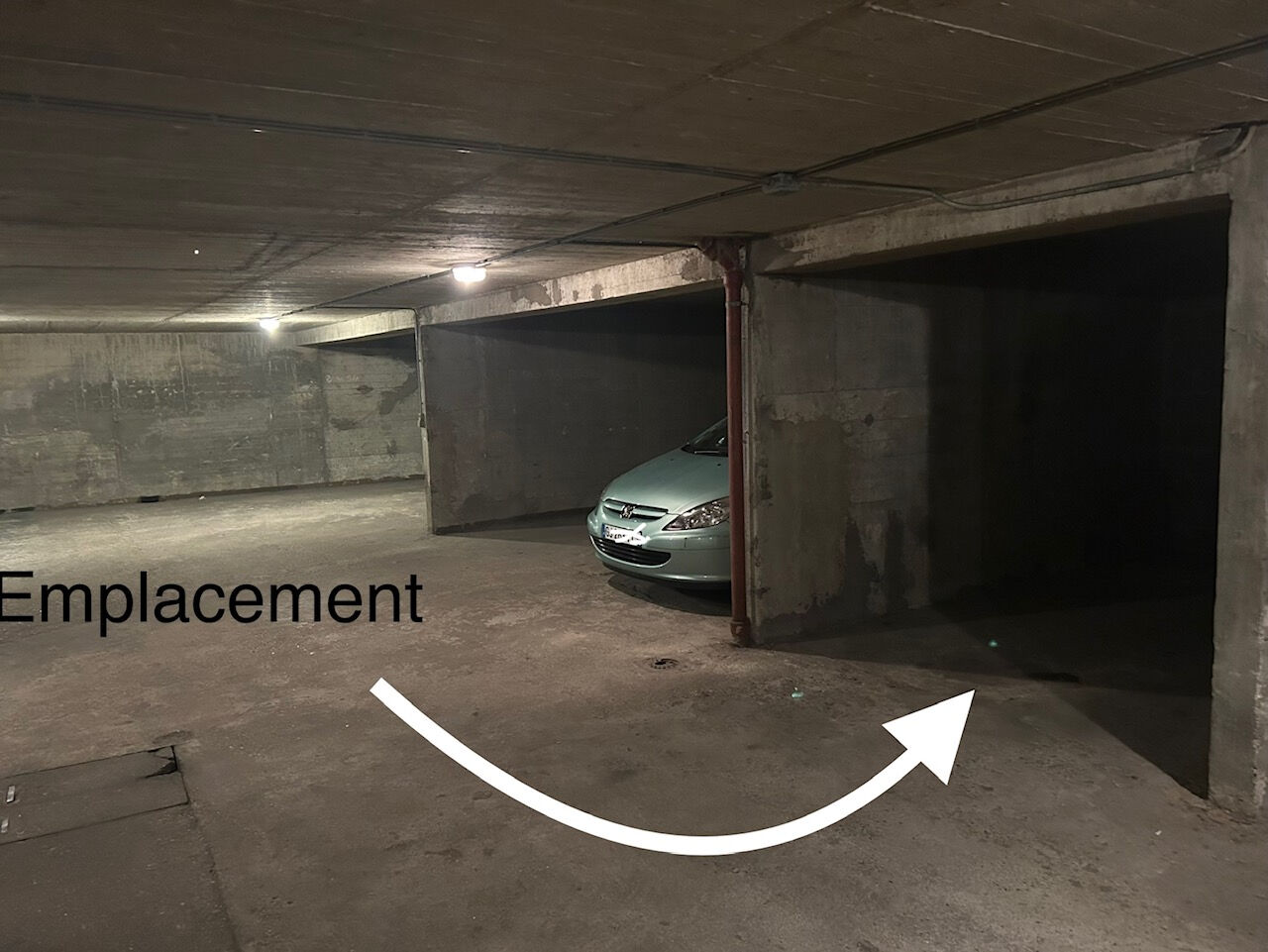Parking / box PARIS (75014) 1 pi&egrave;ce 11.00 m&sup2;