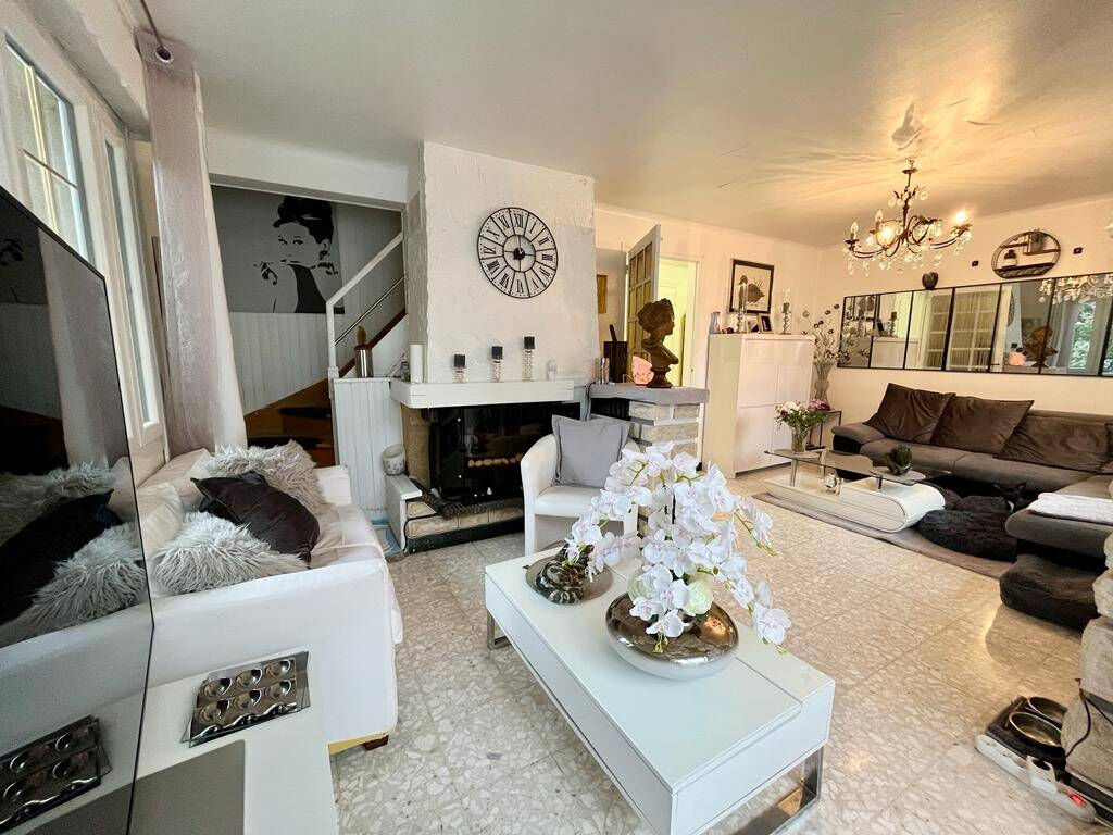 Maison PONTAULT COMBAULT (77340) 7 pièces 153.30 m²