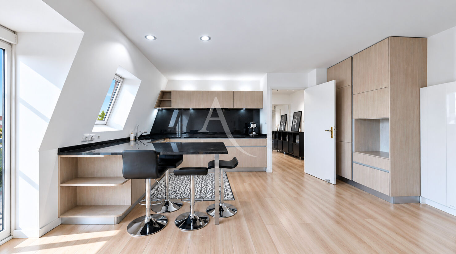 Pontault-Combault (77) Exclusif 240 000 € Appartement 4 pièces , 2 chambres 68.00 m²