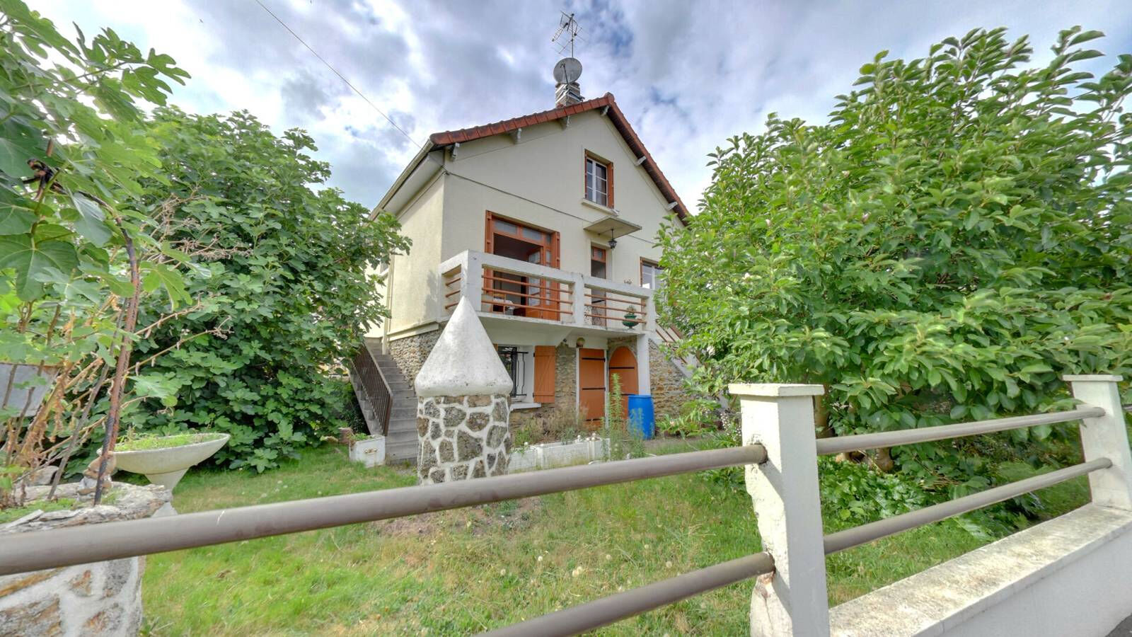 Maison ROISSY EN BRIE (77680) 8 pièces 182.80 m²