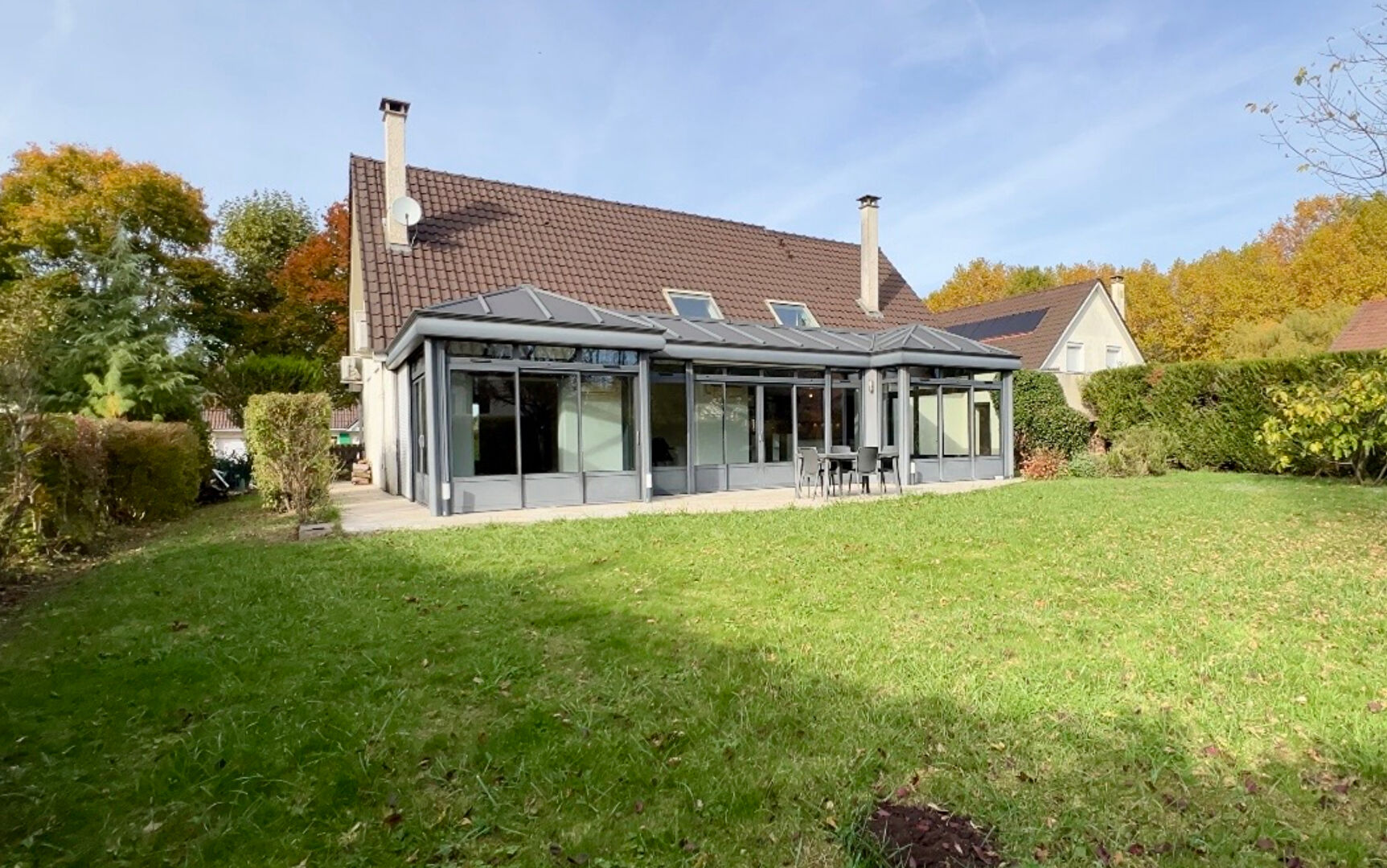 Maison LE PLESSIS TREVISE (94420) 8 pièces 250.00 m²