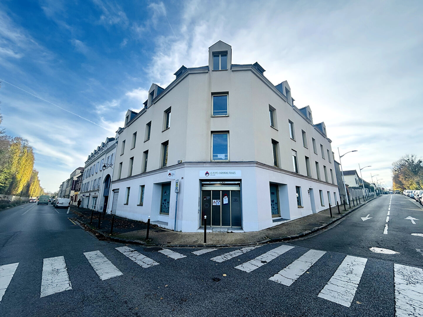 Loft CHAMPS SUR MARNE (77420) 7 pièces 225.00 m²