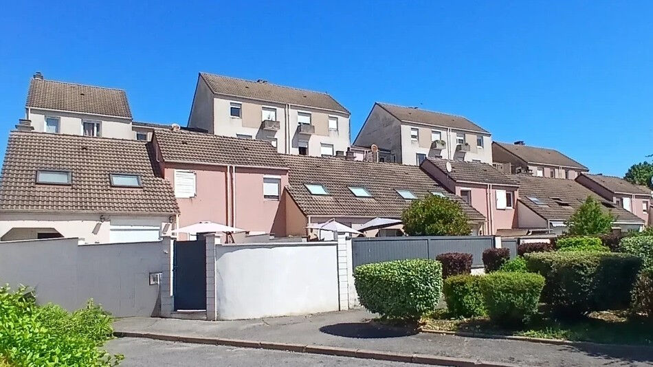 Appartement ROISSY EN BRIE (77680) 4 pi&egrave;ces 90.60 m&sup2;